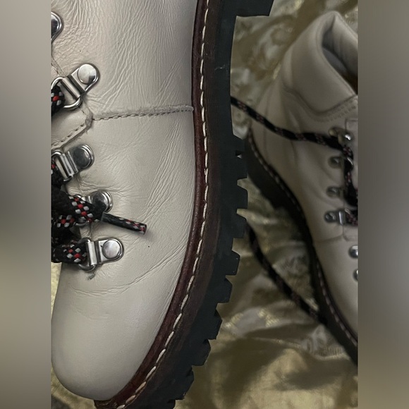 ZARA Girls’ Lace-Up Leather Combat Hiking Boots Cream Color Booties EU 35/US 3.5 - Picture 7 of 14